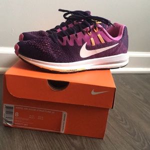 Nike women’s air zoom structure 20 size 8 EUC